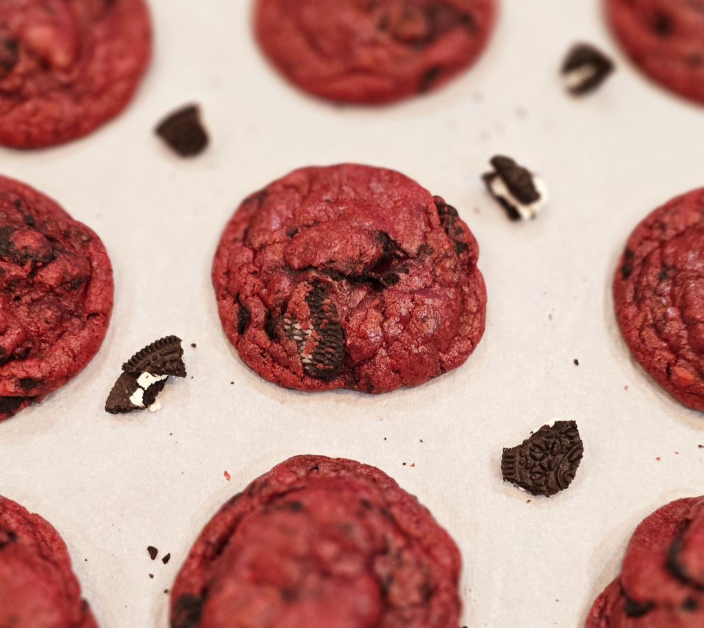 Red Velvet Oreo Cookies Recipe — Perfect for the Holidays!