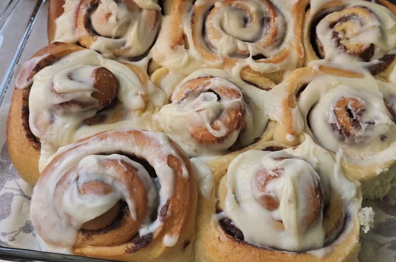 Homemade Cinnamon Rolls That Beat Cinnabon (Yes, I Said It)
